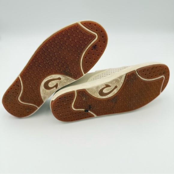 OluKai Lae’ahi Slip Ons men size 10 cream white boat shoes breathable - Picture 3 of 7